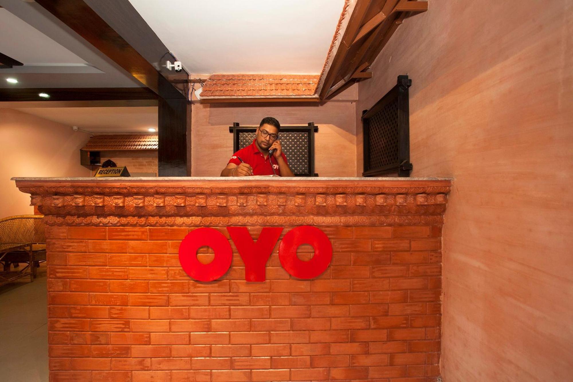 Oyo 587 Hotel Tradition Inn Katmandú Exterior foto